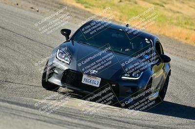 media/May-24-2025-Turn8 Trackdays (Sat) [[034586b55d]]/2 Advanced 1/Session 1 (On Ramp)/